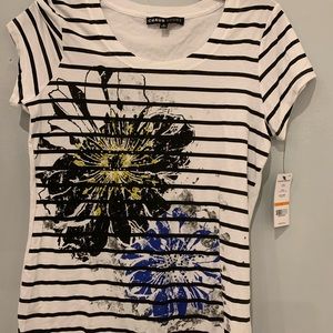 Ladies short sleeve top